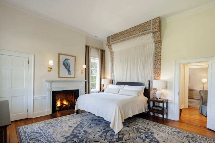 Birdwood Mansion suite